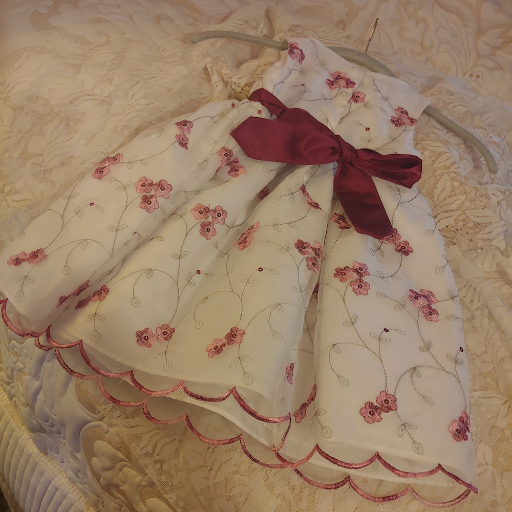 Girls dress S. 3T